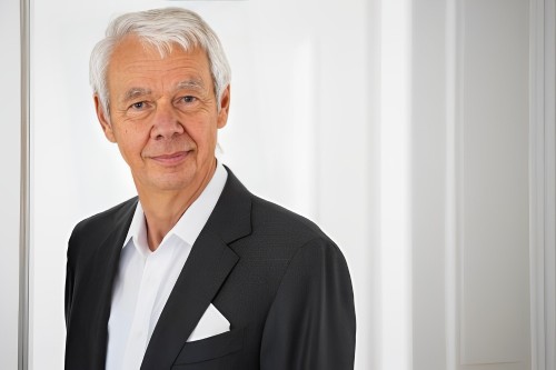 Dr. Burkhard Wittek